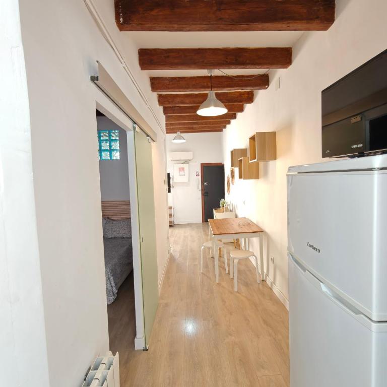 Elegant apartment Sagrada Familia - One-Bedroom Apartment with Terrace - 11