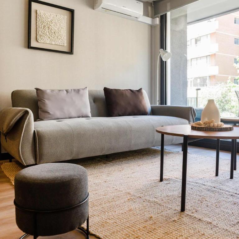Parkside Oasis Stylish 2BR Retreat with Pool BBQ & Gym Access - Apartment - 24