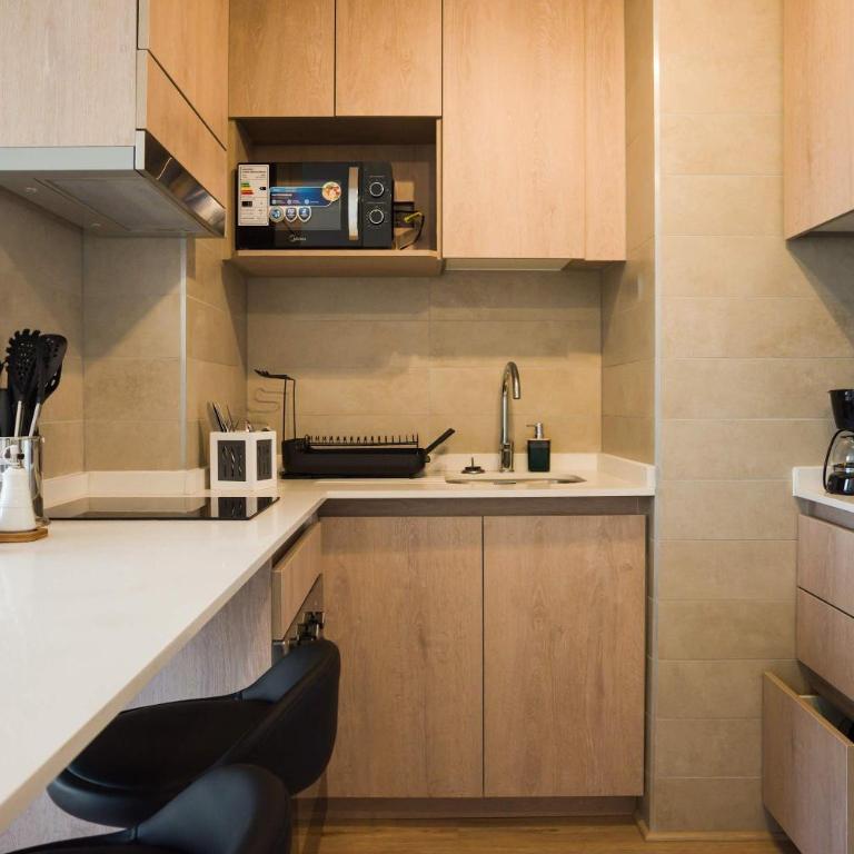 Cozy Stadium Retreat 1BR Nunoa Getaway for 3 - Apartment - 12