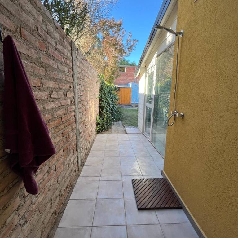 Casa Matteo con quincho, patio y cochera - Three-Bedroom House - 10