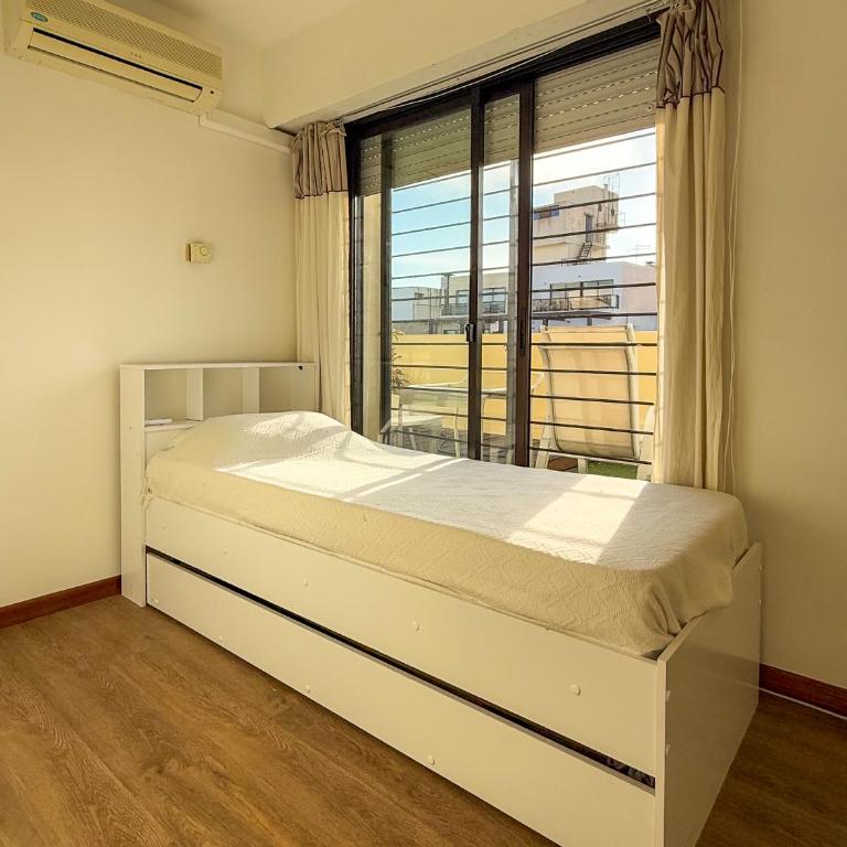 Penthouse con parrillero, terraza y estufa a leña - Two-Bedroom Apartment - 19