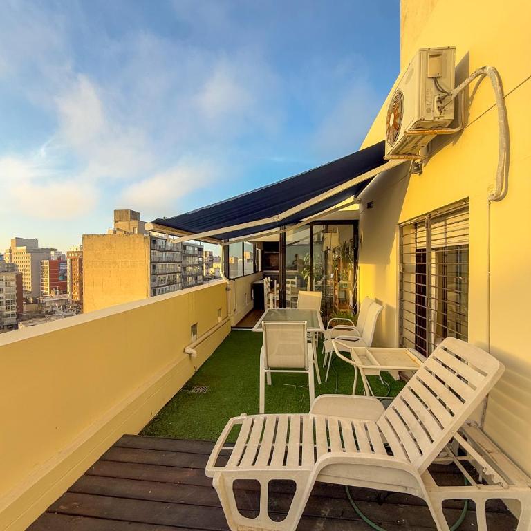 Penthouse con parrillero, terraza y estufa a leña - Two-Bedroom Apartment - 6