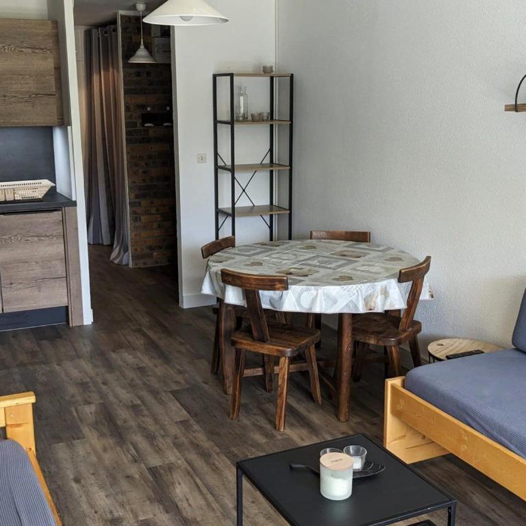 Confortable appartement 4 pers avec balcon Sud - FR-1-452-212 - One-Bedroom Apartment - 9