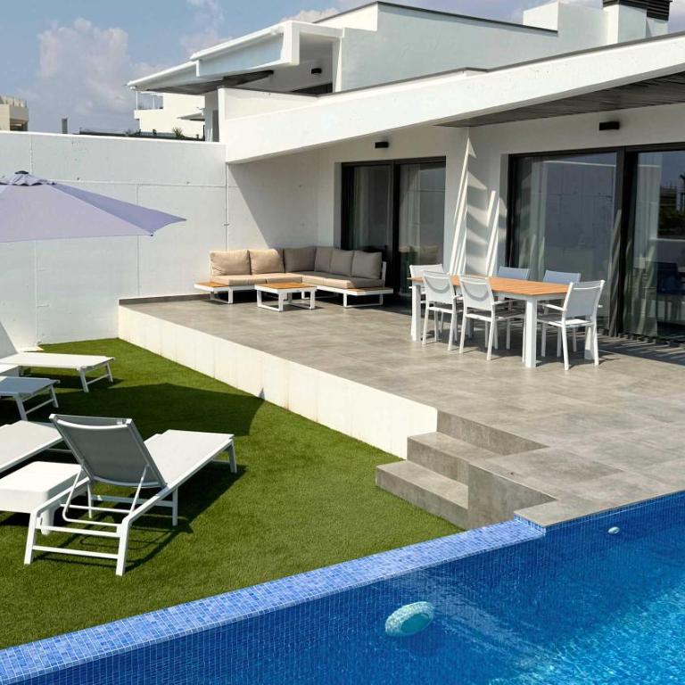 Resort Seascape Villa 8 by Bookaparadise - Villa - 1