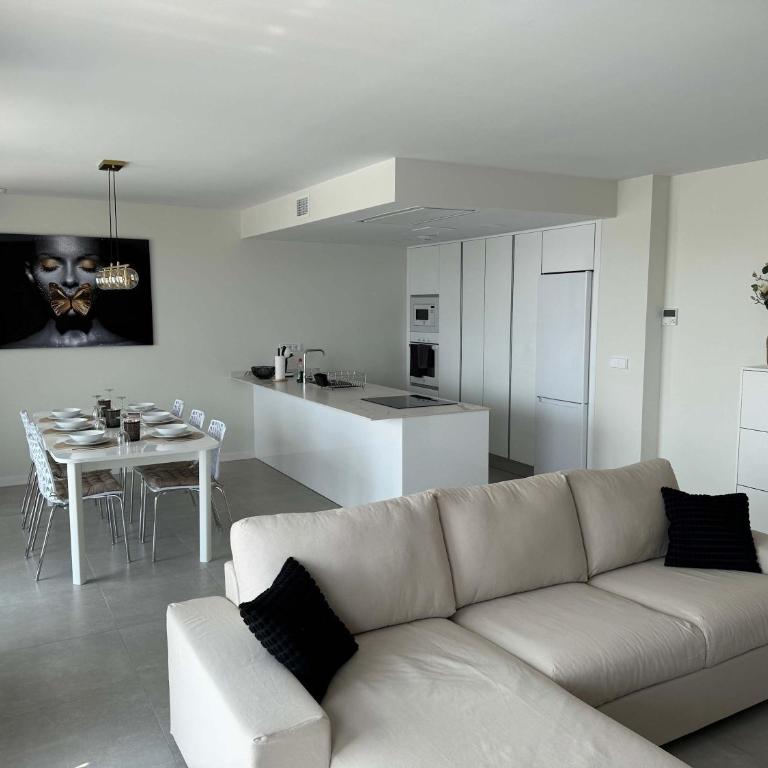 Resort Seascape Villa 8 by Bookaparadise - Villa - 13