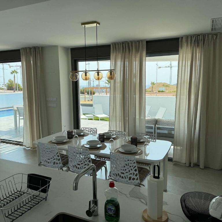 Resort Seascape Villa 8 by Bookaparadise - Villa - 16