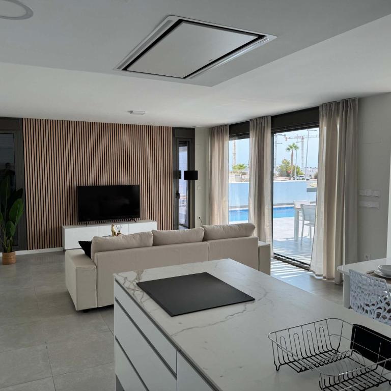 Resort Seascape Villa 8 by Bookaparadise - Villa - 17