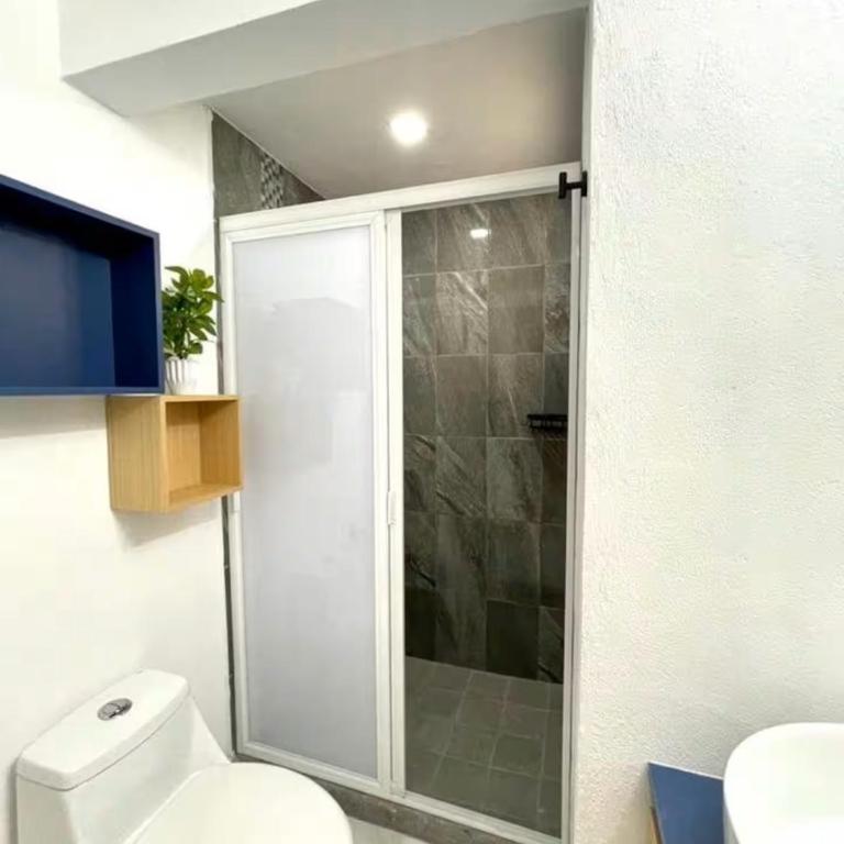 Living Alameda - One-Bedroom Apartment - 4