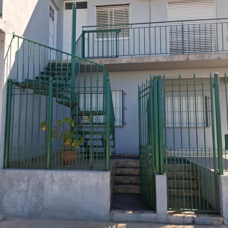 Casa cdelu 2 habitaciones - Casa con 1 dormitorio - 1