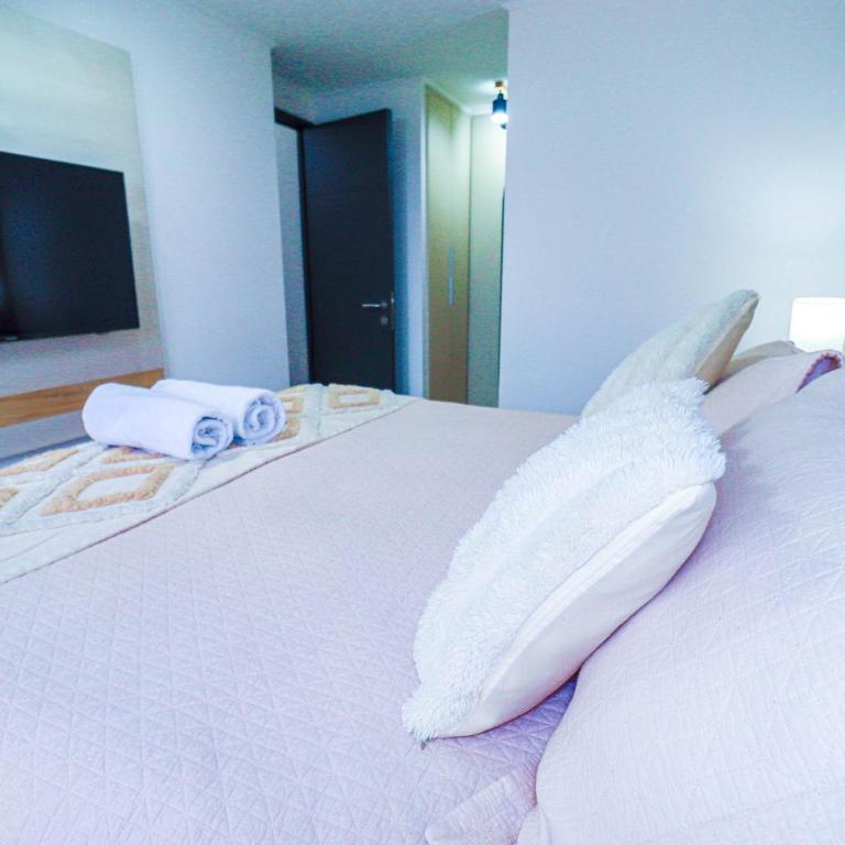 HOM I 2D2B Piscina Temperada, Estacionamiento, Gimnasio, Wifi, Excelente vista y ubicacion - Apartment - 70