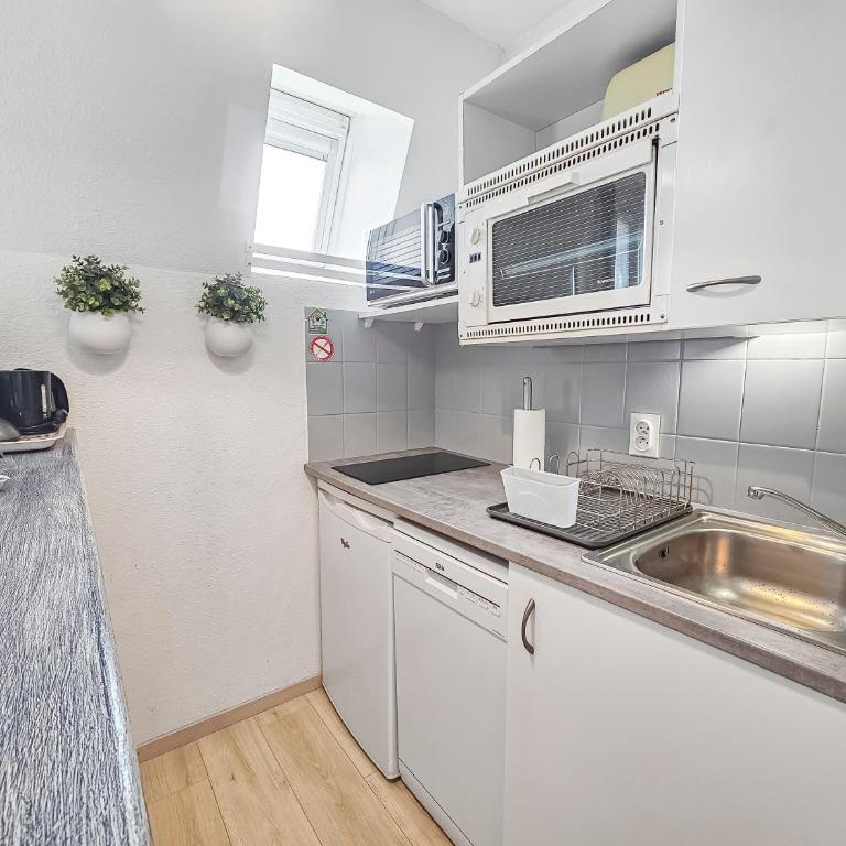 Un souffle marin dans ce F2 à Cabourg - Appartement 1 Chambre - 7