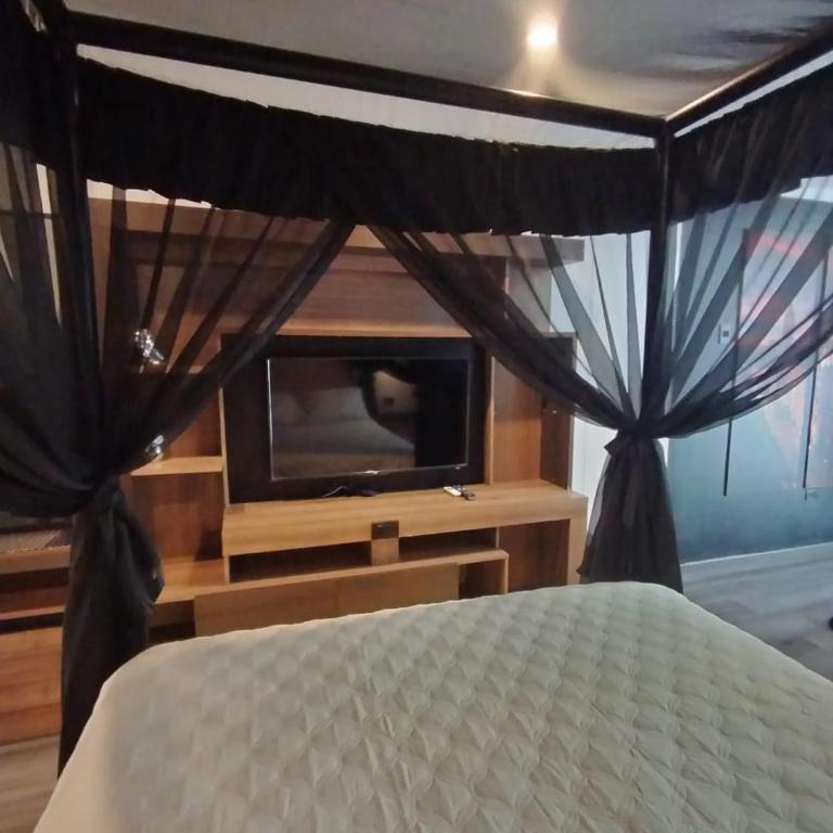 Romántica Suite entre tules - One-Bedroom Apartment - 5