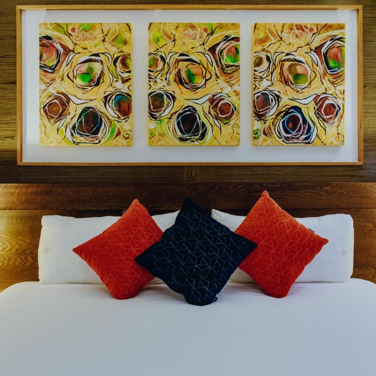 Ame Hotel Boutique & Spa - King Room with Balcony - 11