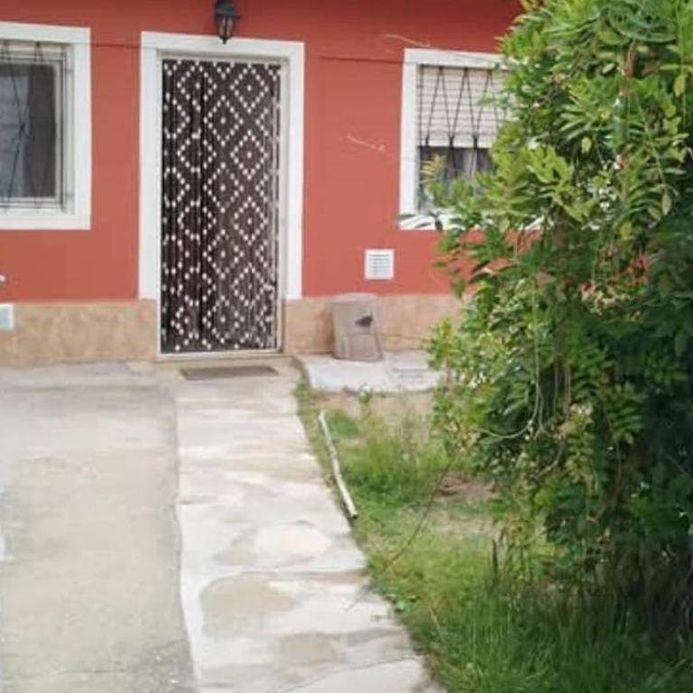 Bosque - Casa de 2 dormitorios - 2