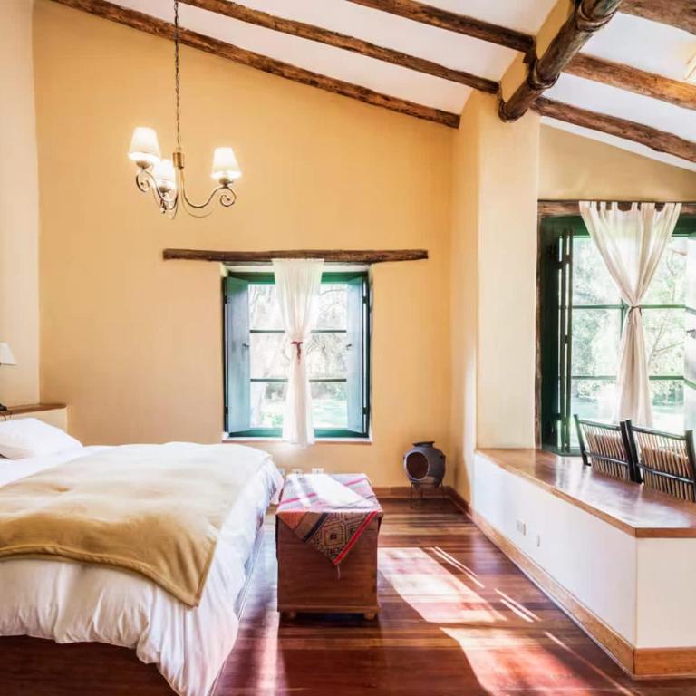 Peaceful 4BR Villa with Nature View - Villa - 14