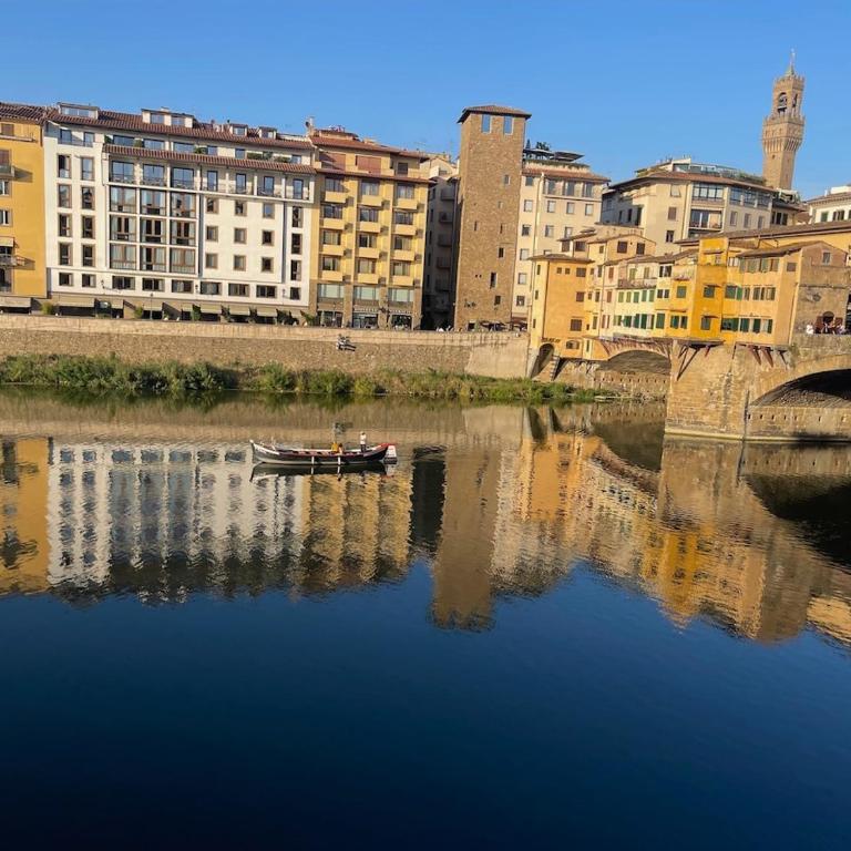 Old Bridge Florence Apartment - Appartamento con 3 Camere da Letto e Vista Acqua - 29