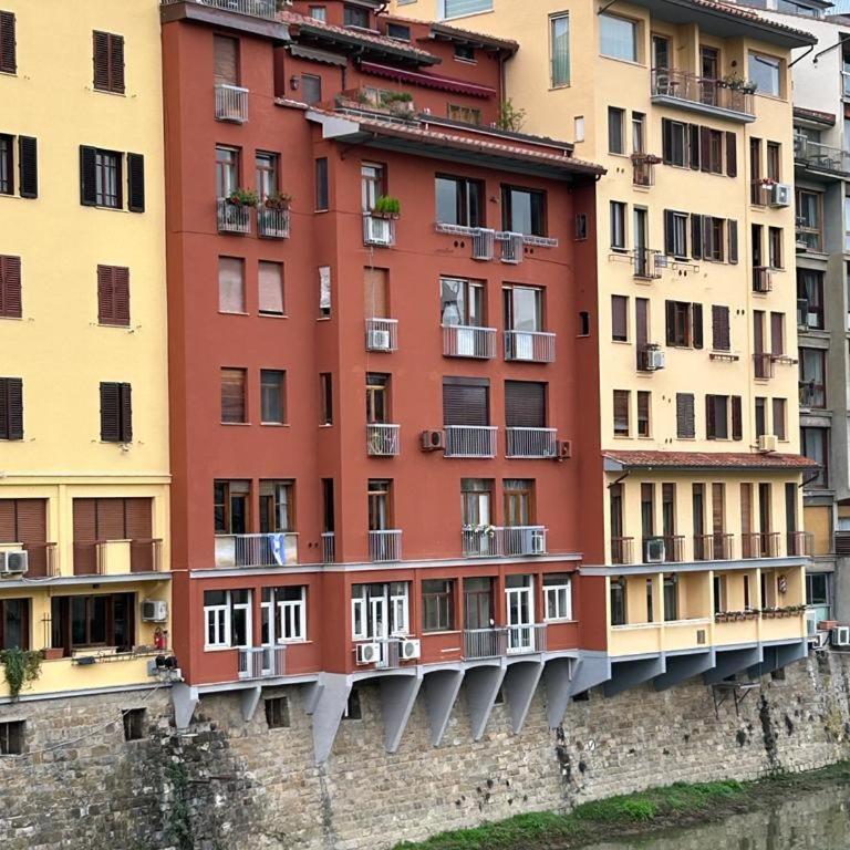 Old Bridge Florence Apartment - Appartamento con 3 Camere da Letto e Vista Acqua - 28