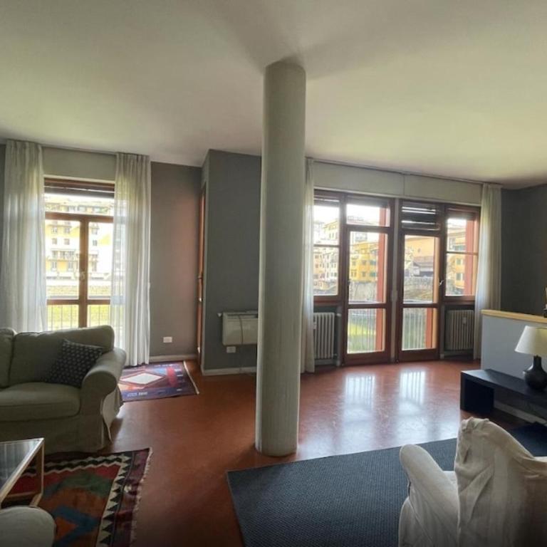 Old Bridge Florence Apartment - Appartamento con 3 Camere da Letto e Vista Acqua - 4