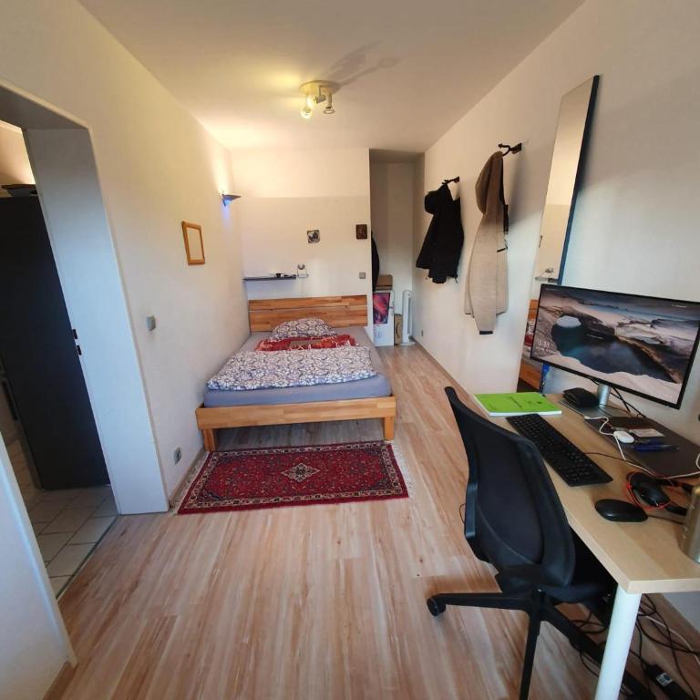 Charming Room in a Central Location with perfect Connectivity - Doppelzimmer - 9
