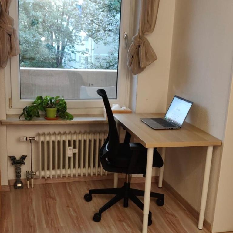Charming Room in a Central Location with perfect Connectivity - Doppelzimmer - 10