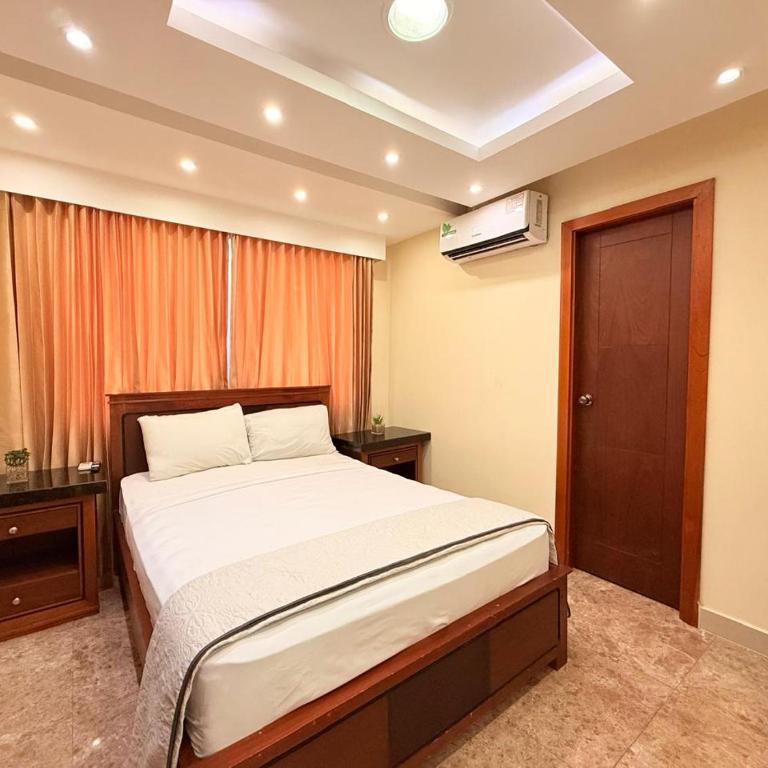 Suite de Lujo con Piscina en la Zona Más Exclusiva de Machala - Apartamento de 1 dormitorio - 1