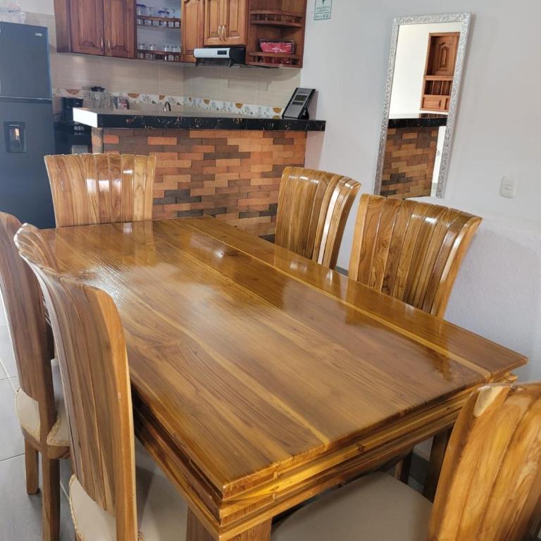 Hospedaje Casa San Diego - Three-Bedroom Apartment - High Floor - 8