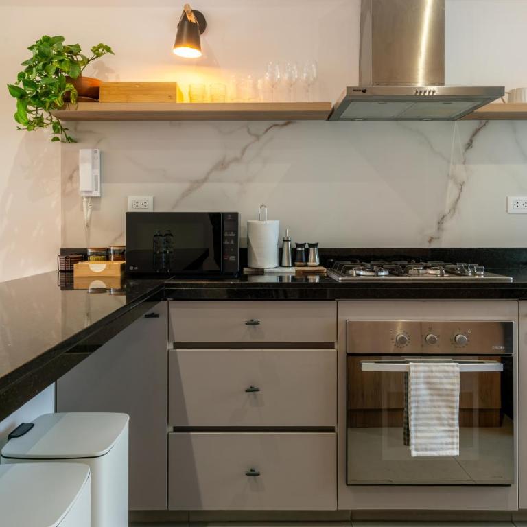 Porta Mar - 5 min to Larcomar & Kennedy Park - Apartamento de 2 dormitorios con balcón - 8