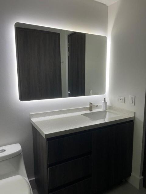 Elegant Studio -Near Parque Poblado & Provenza - One-Bedroom Apartment - 10