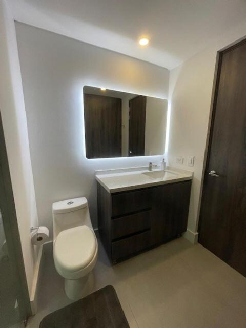 Elegant Studio -Near Parque Poblado & Provenza - One-Bedroom Apartment - 14