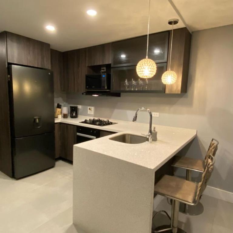 Elegant Studio -Near Parque Poblado & Provenza - One-Bedroom Apartment - 32
