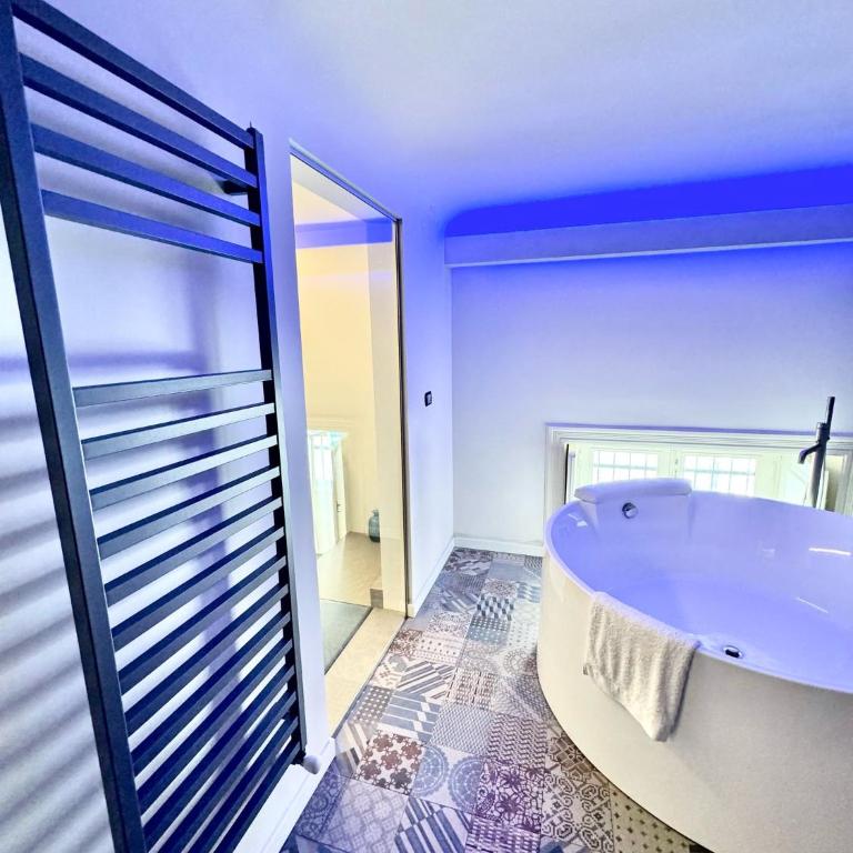 City Suites at Cortile Nobile - One-Bedroom Suite - 20