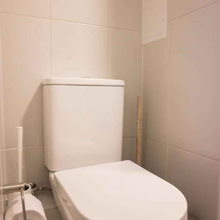 Stylish 2BR Haven for 5 in Lively Las Condes Oasis - Apartment - 33