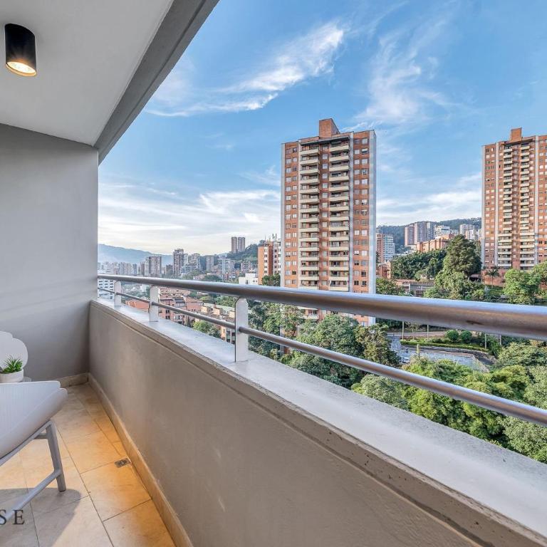 Provenza Life 1001-Apt espacioso / balcón y gym - Apartment - 30