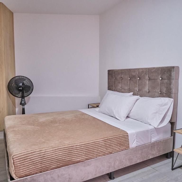 Apartahotel Castellana - Apartamento Estudio - 11
