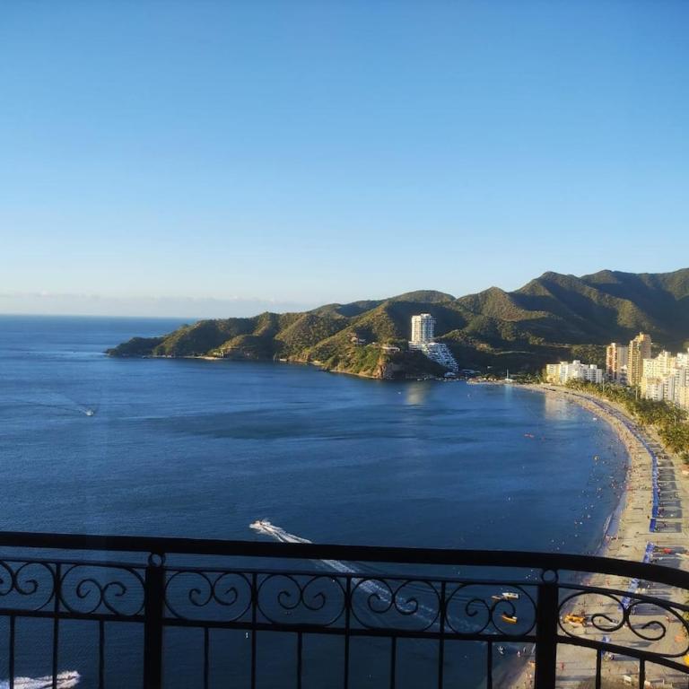 El Peñon Rodadero building - incredible view - Two-Bedroom Apartment - 10