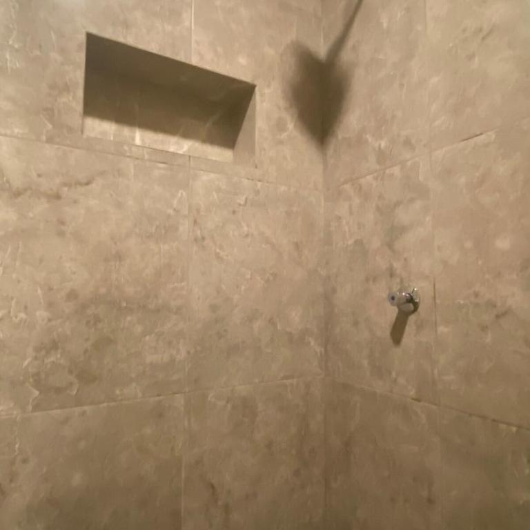 Céntrico Dpto Puca Lima a 2 cuadras de Hospital Rebagliati y Real Plaza Salaverry - Two-Bedroom Apartment with Garden View - 7