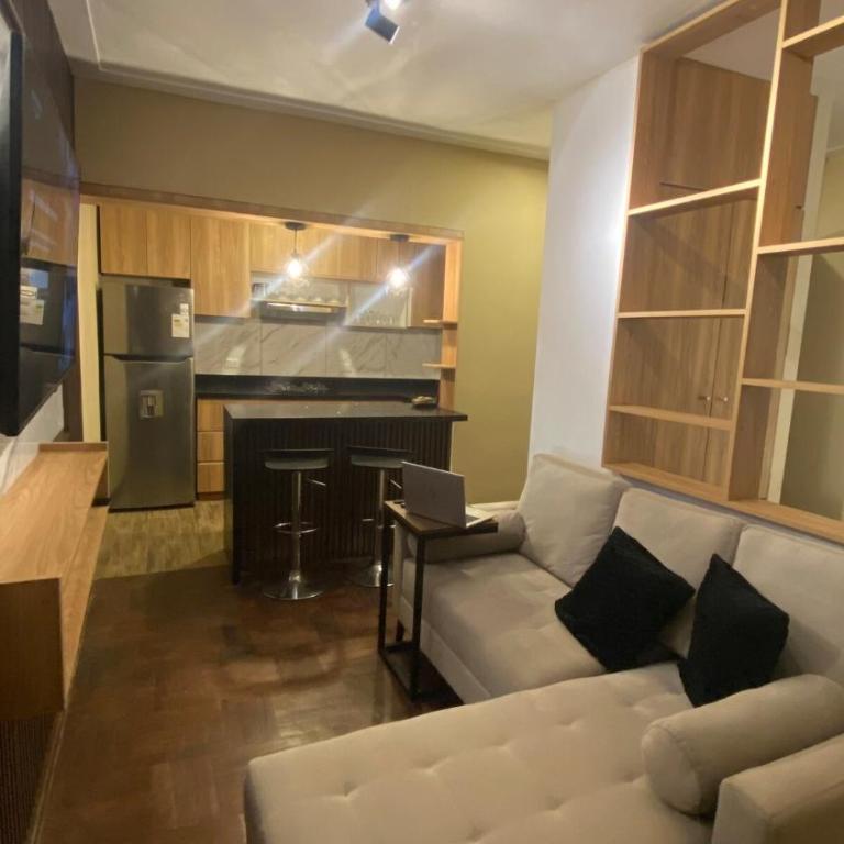 Céntrico Dpto Puca Lima a 2 cuadras de Hospital Rebagliati y Real Plaza Salaverry - Two-Bedroom Apartment with Garden View - 16
