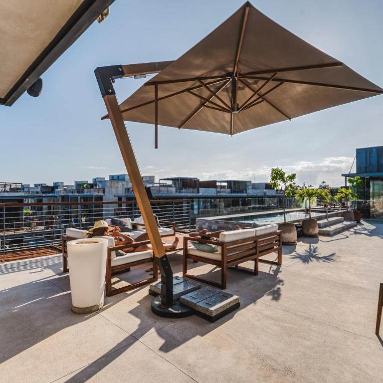 Classy 2BR on Private Cenote Big Gym Roof Pool - Two-Bedroom Apartment - 12