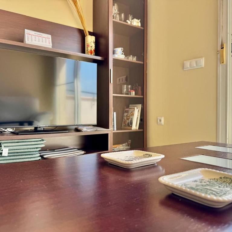 Nice apartment with shared pool - Three-Bedroom Apartment - 11