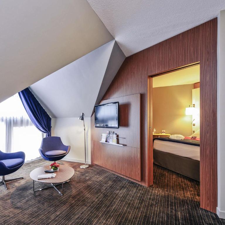 Mercure Rennes Centre Parlement - Suite Supérieure avec Lit King-Size et Canapé Convertible - 1