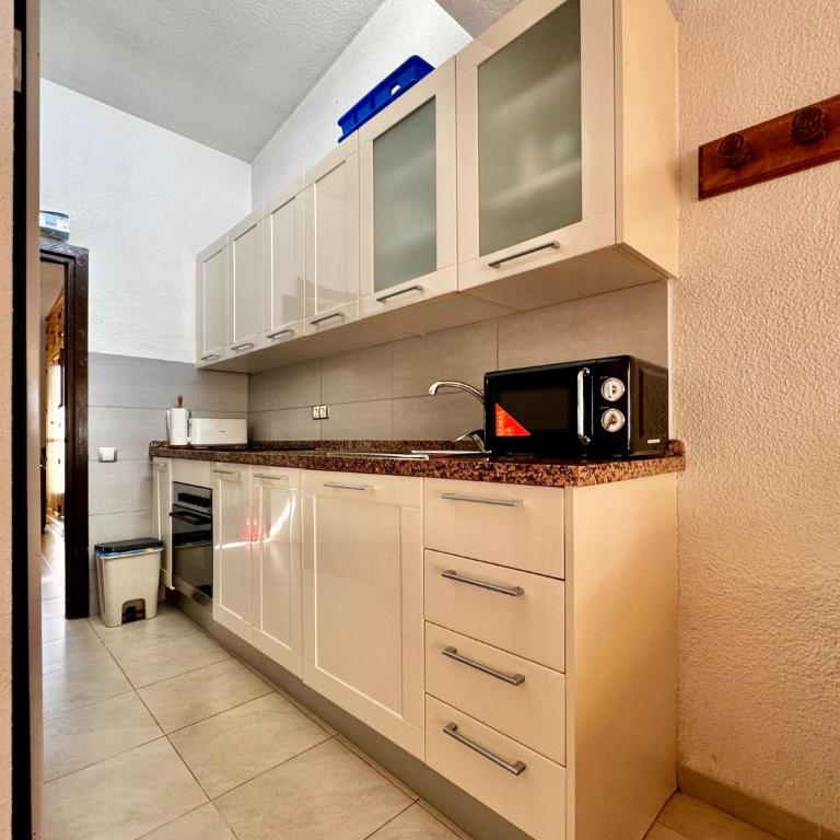 Belvilla by Oyo Luxury Tropicana Club - Bungalow de un dormitorio - 10