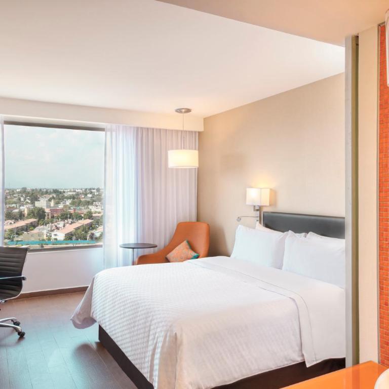 Fiesta Inn Express Puebla Explanada - Habitación Superior con cama extragrande - 6