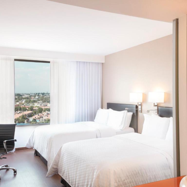 Fiesta Inn Express Puebla Explanada - Habitación Superior con cama extragrande - 7