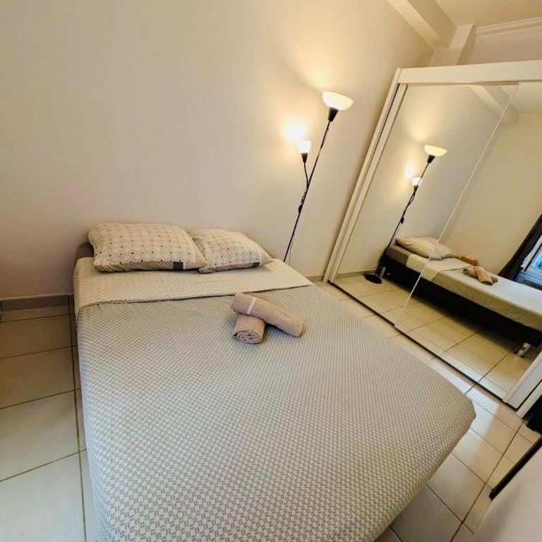2 Pièces en étage au Centre-ville de Nice - Appartement 1 Chambre - 9