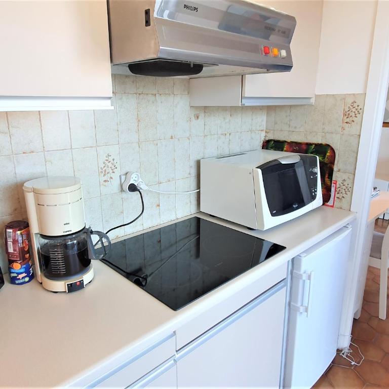 Studio à Sainte-Maxime avec parking, balcon, animaux admis - FR-1-780-37 - Apartment - 10