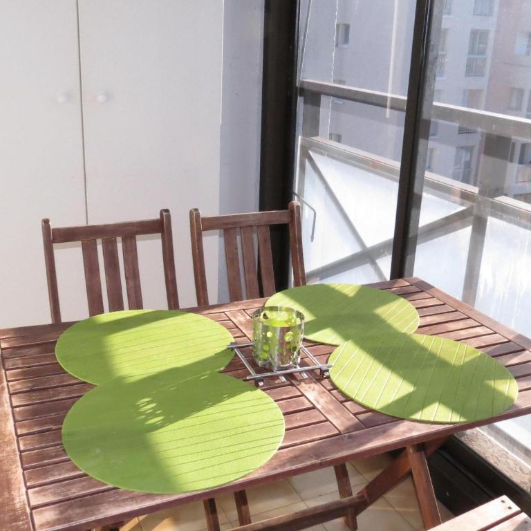 Studio cosy avec balcon et parking, animaux admis, près des plages à Sainte-Maxime - FR-1-780-7 - Apartment - 2