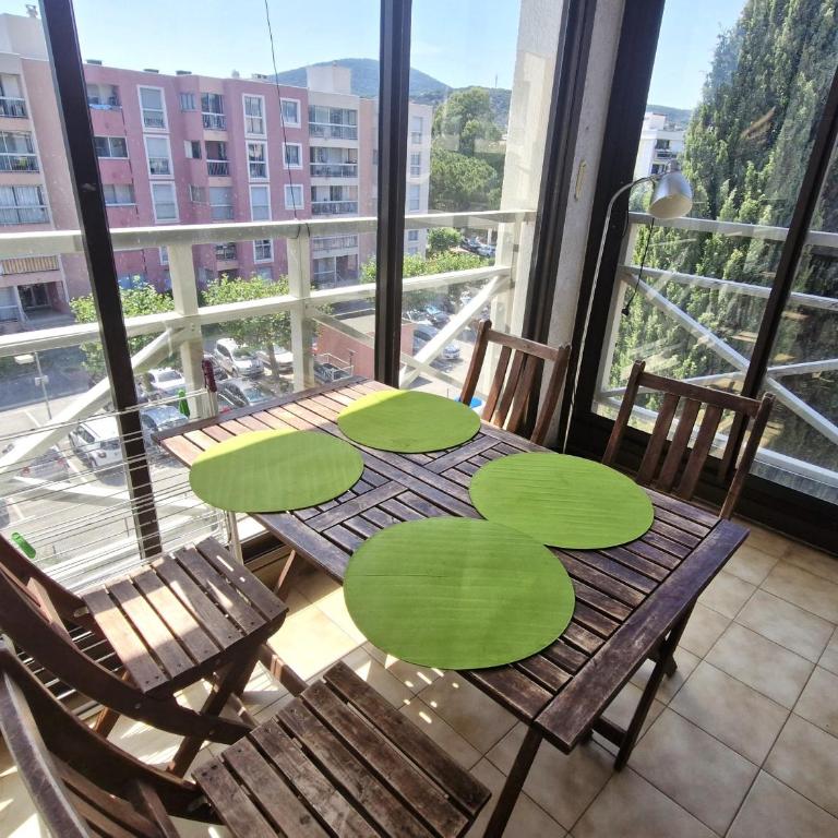 Studio cosy avec balcon et parking, animaux admis, près des plages à Sainte-Maxime - FR-1-780-7 - Apartment - 5
