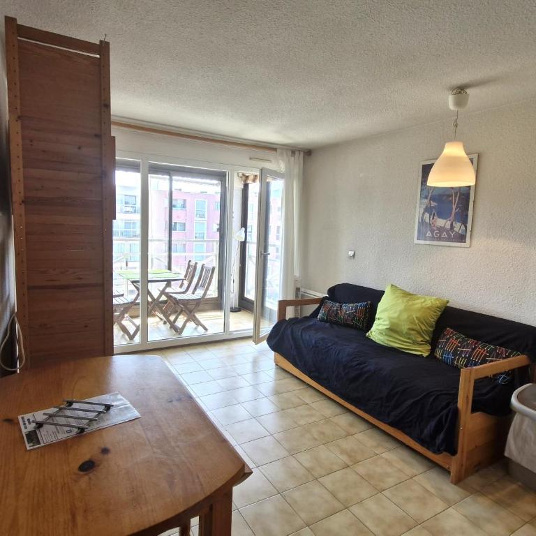 Studio cosy avec balcon et parking, animaux admis, près des plages à Sainte-Maxime - FR-1-780-7 - Apartment - 6