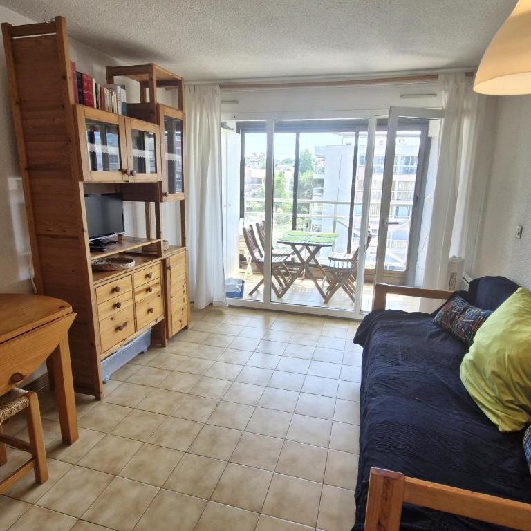 Studio cosy avec balcon et parking, animaux admis, près des plages à Sainte-Maxime - FR-1-780-7 - Apartment - 7