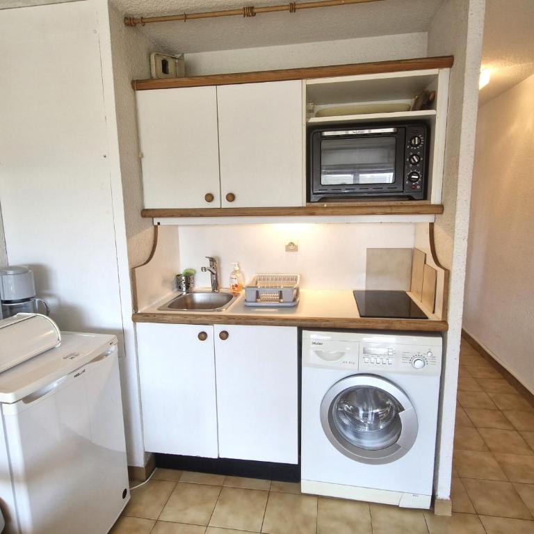 Studio cosy avec balcon et parking, animaux admis, près des plages à Sainte-Maxime - FR-1-780-7 - Apartment - 9